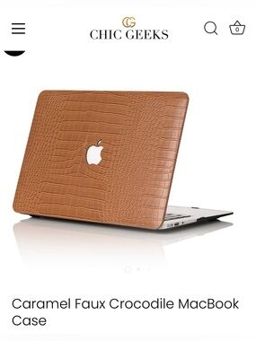 Chic Geeks Caramel Faux Crocodile MacBook Case